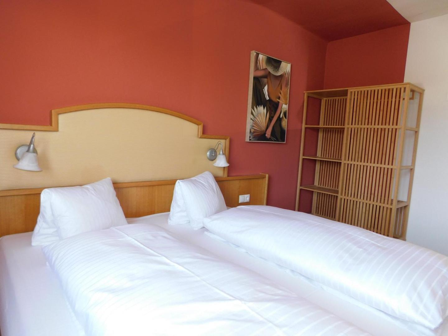 Pension Rohrer Am Murradweg - Ehrenhausen An Der Weinstrasse Extérieur photo